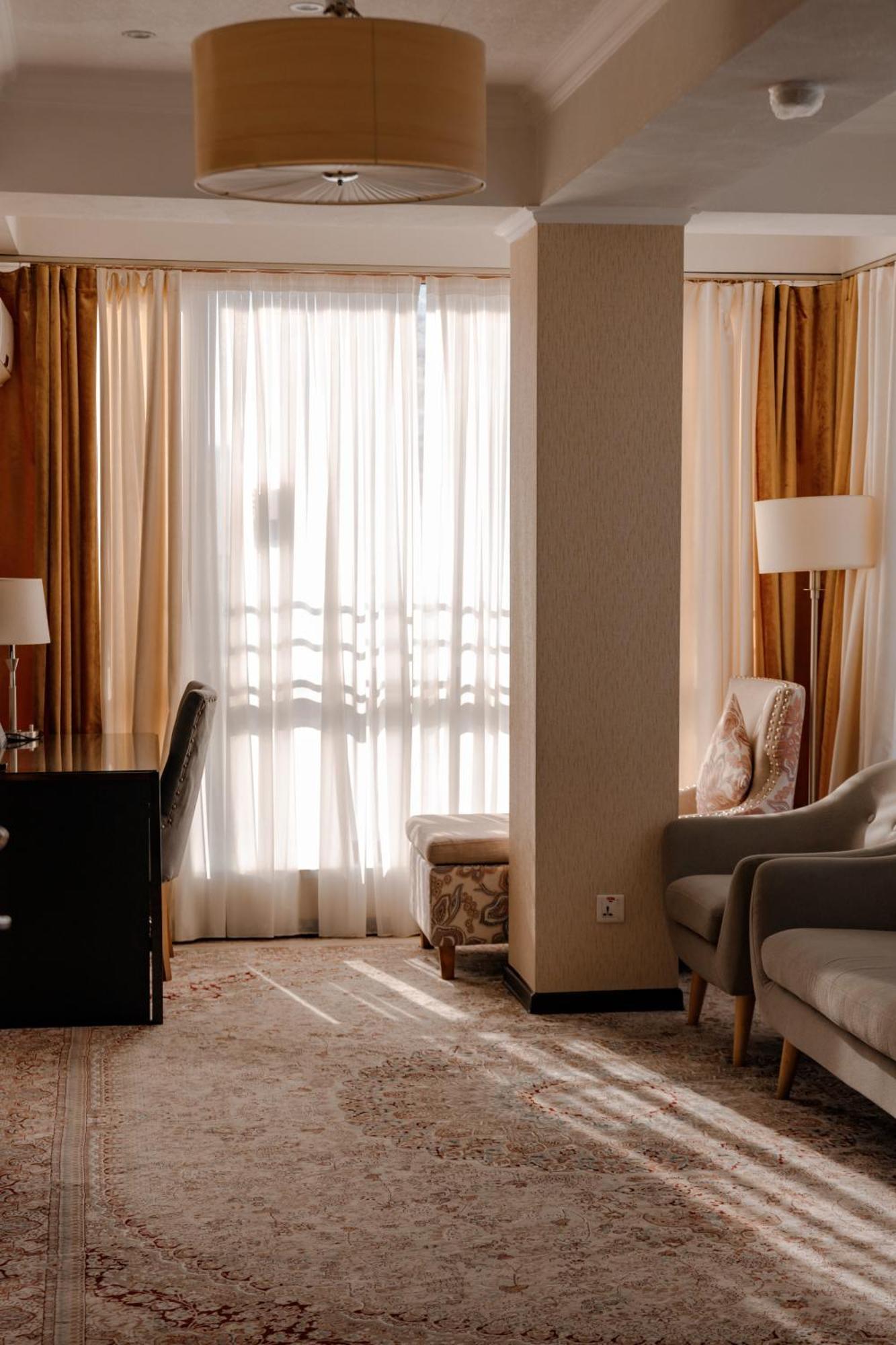 Hotel Atlas Dusanbe Kültér fotó