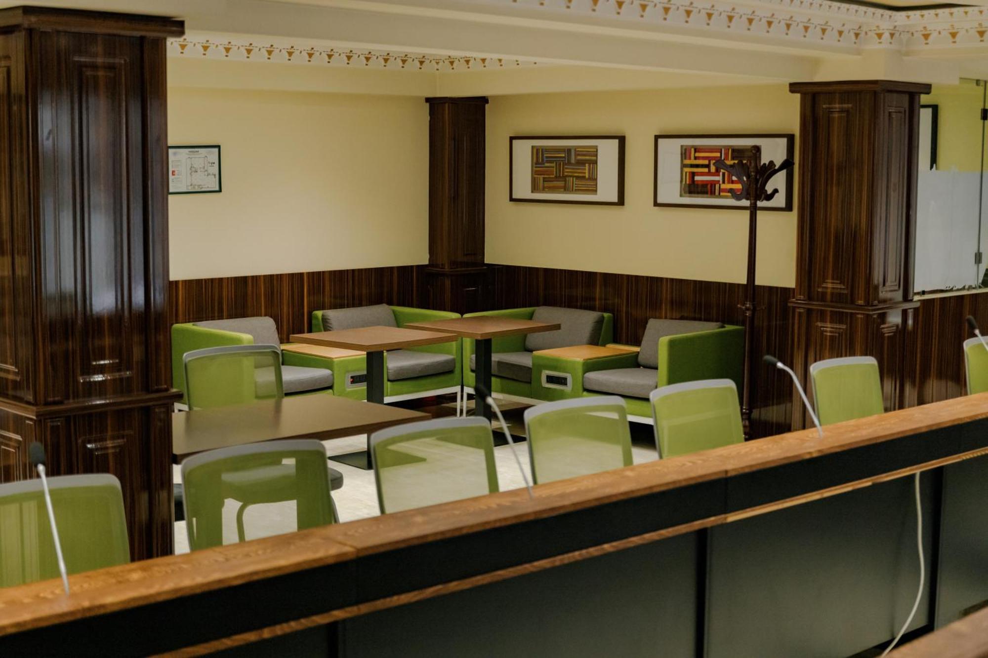 Hotel Atlas Dusanbe Kültér fotó