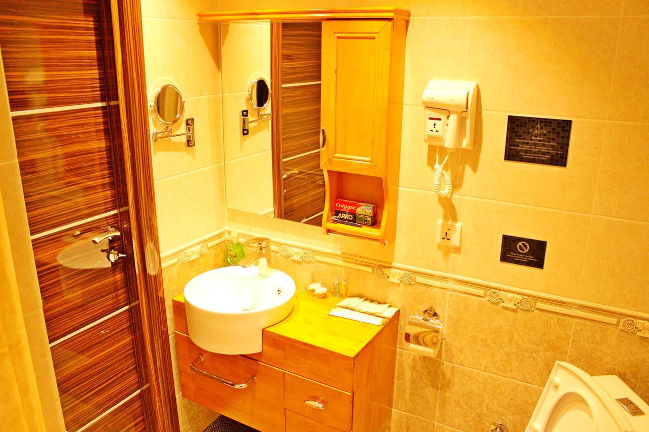 Hotel Atlas Dusanbe Kültér fotó